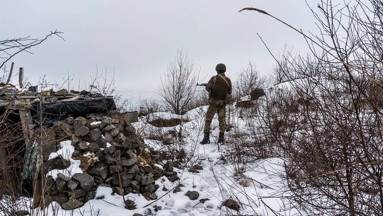 俄乌冲突升级,黄金备受青睐